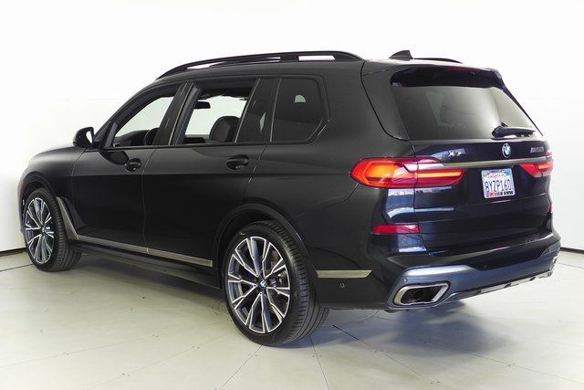 2022 BMW X7 M50i 9