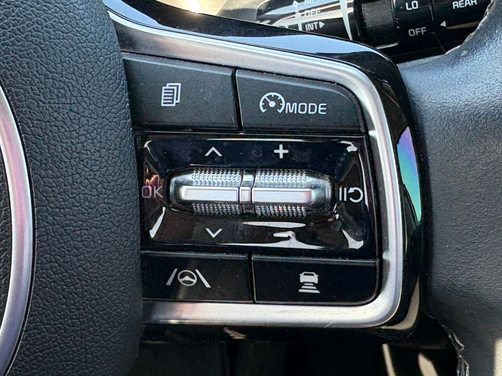 2022 Kia Sorento SX White at North Houston Mitsubishi
