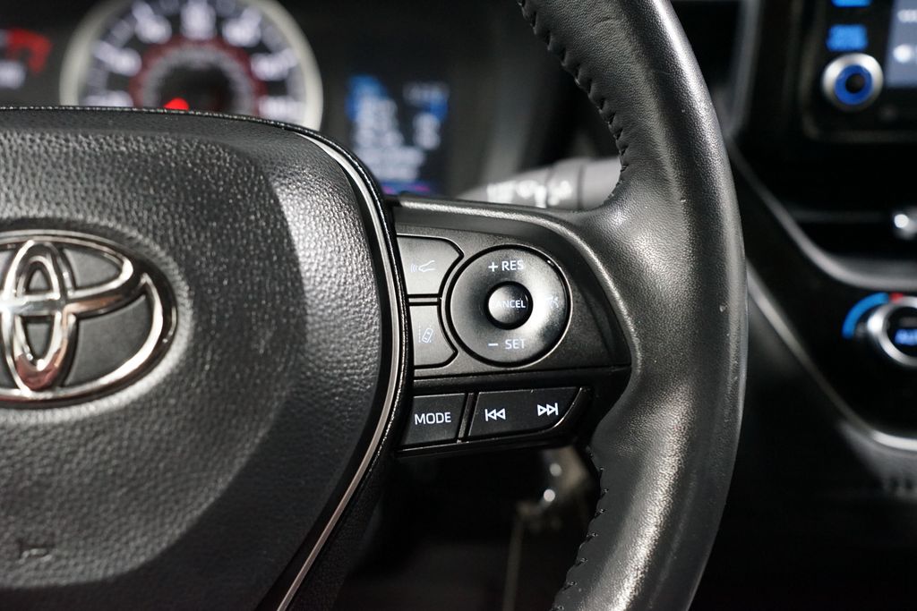 Thumbnail: 2022 Toyota Corolla - 13