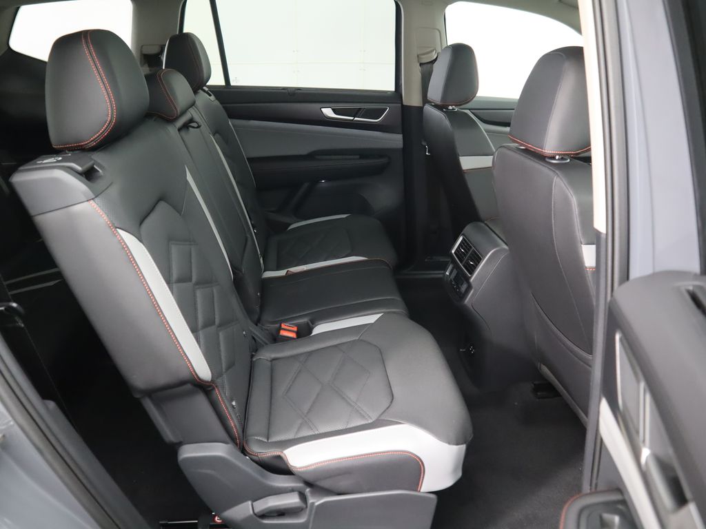 Thumbnail: 2025 Volkswagen Atlas - 23