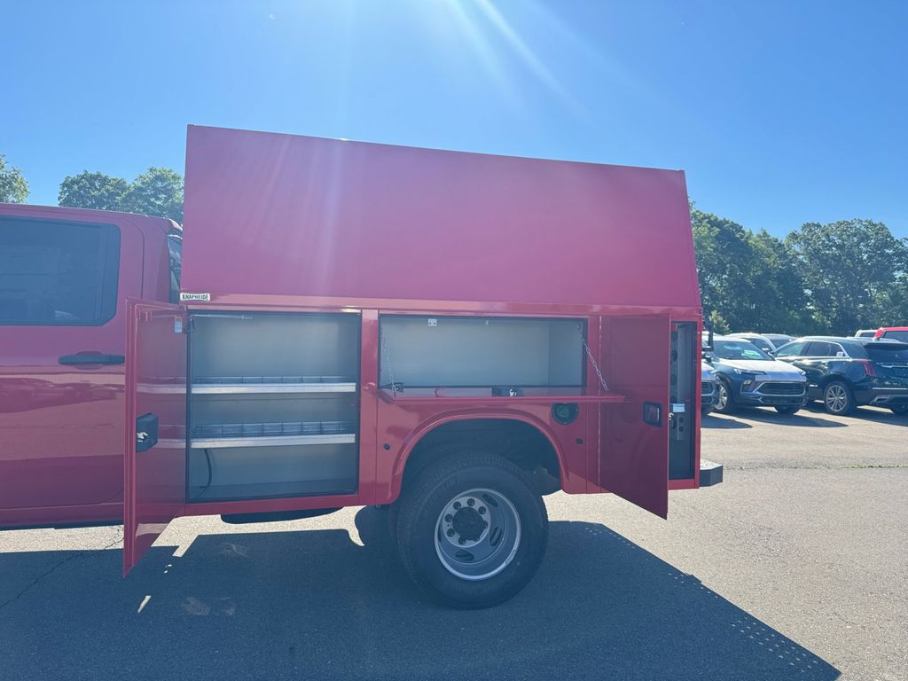 2024 GMC Sierra 3500HD Pro 20