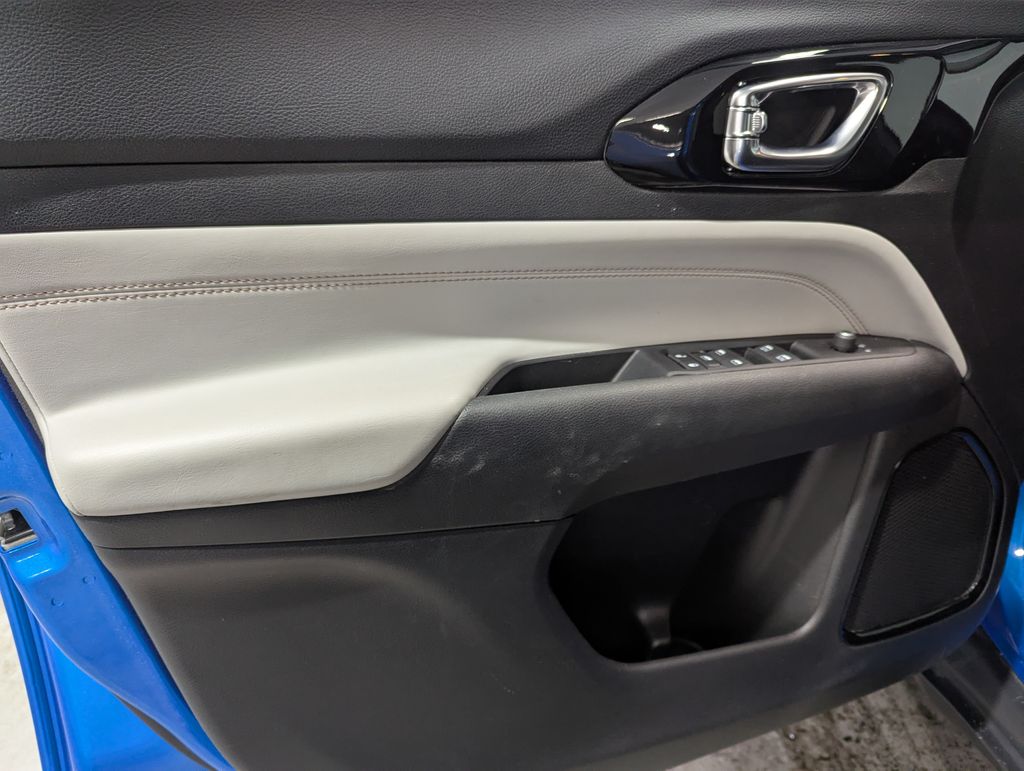 2022 Jeep Compass Limited photo