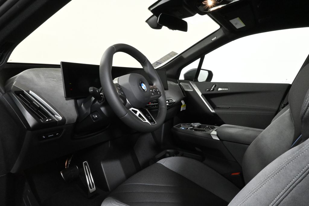 Thumbnail: 2026 BMW iX - 14