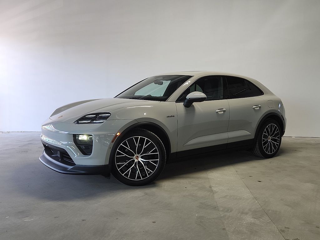 2026 Porsche Macan