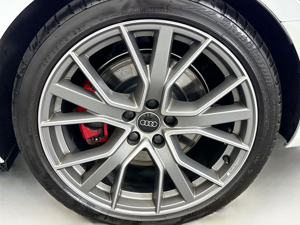 Thumbnail: 2023 Audi S4 - 32