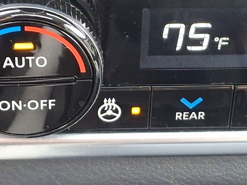 Thumbnail: 2022 Nissan Rogue - 28