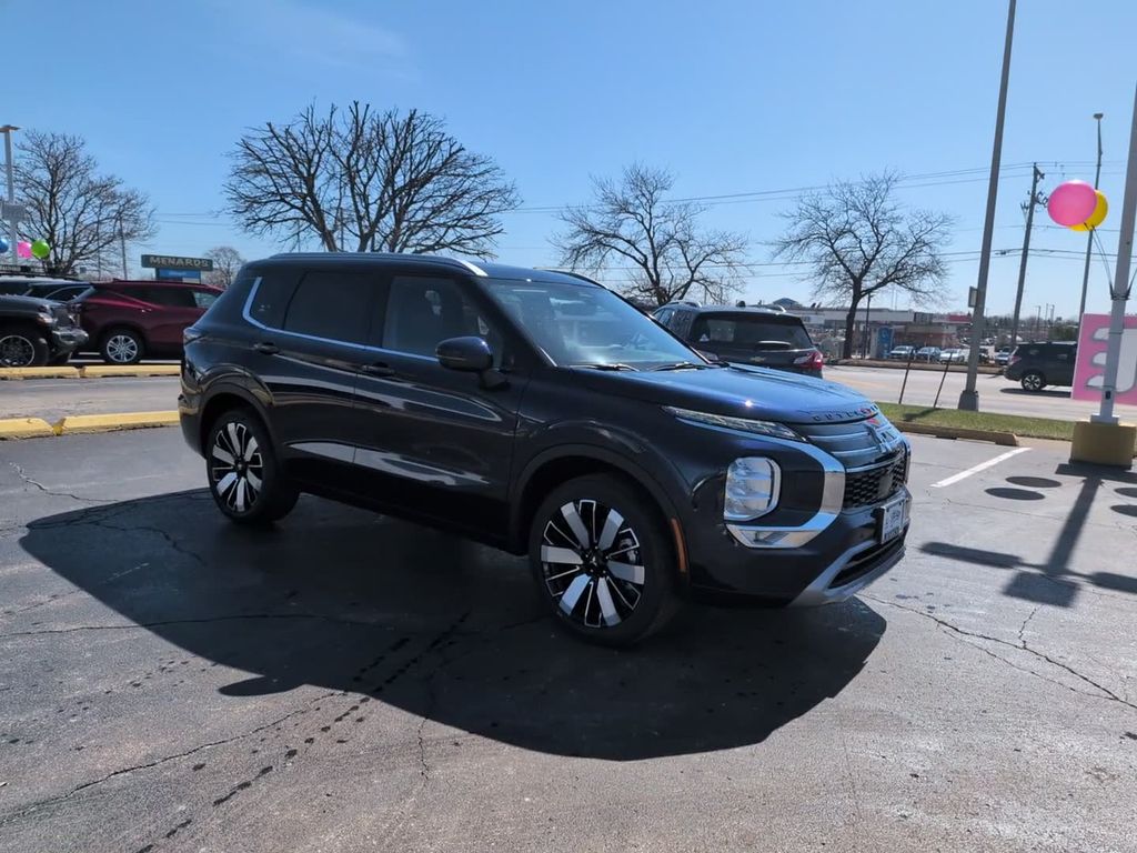 New 2026 Blue Mitsubishi SEL image 5