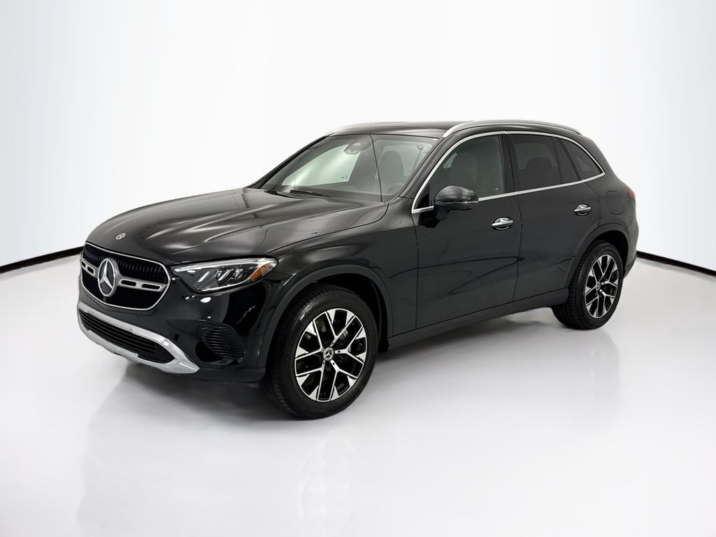 Thumbnail: 2025 Mercedes-Benz GLC - 1