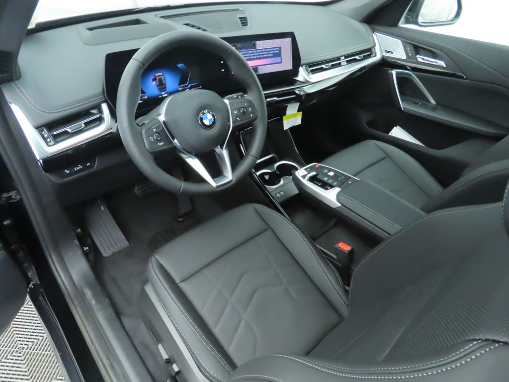 2025 BMW X1 xDrive28i 9