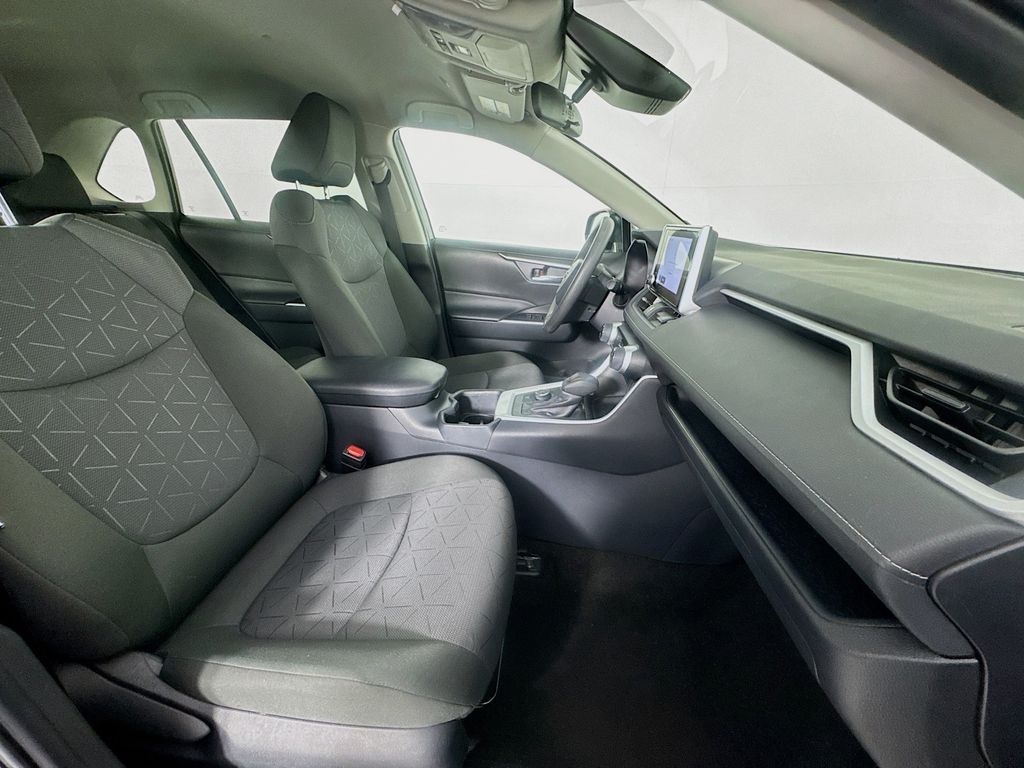 Used Car 2025 Toyota Rav4 Hybrid  Xle For Sale Under $35,000 In Austin, Texas