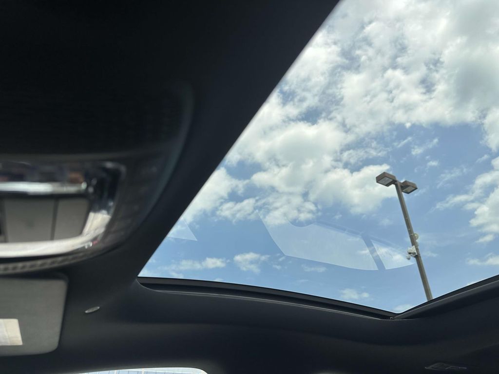 2025 Mercedes-Benz CLA 250 12