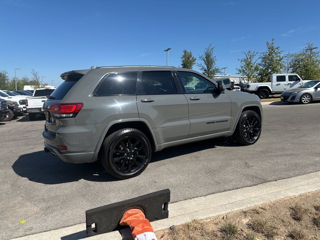 Used Car 2020 Jeep Grand Cherokee  Altitude For Sale Under $25,000 In Austin, Texas