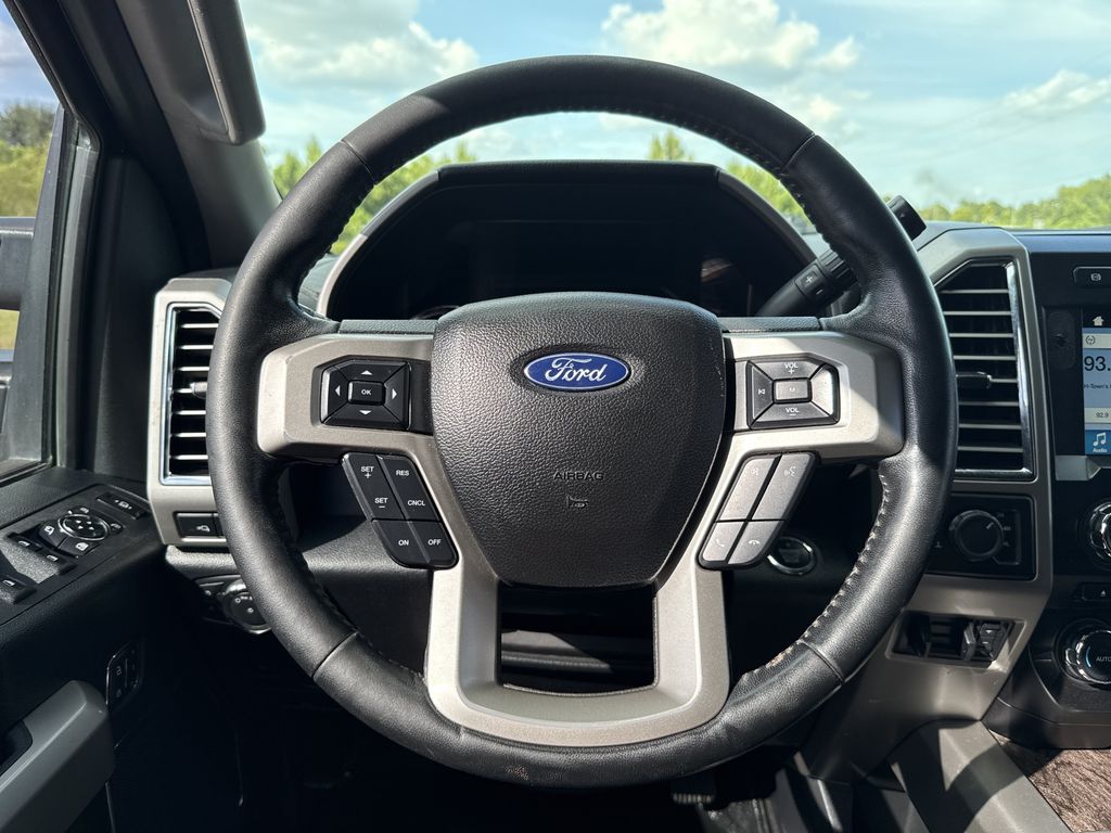 2017 Ford F-250SD Lariat Black at Autostrade