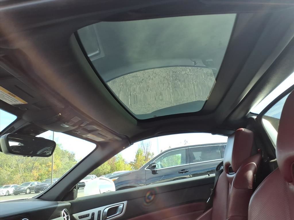 2014 Mercedes Benz SLK 250 photo 21