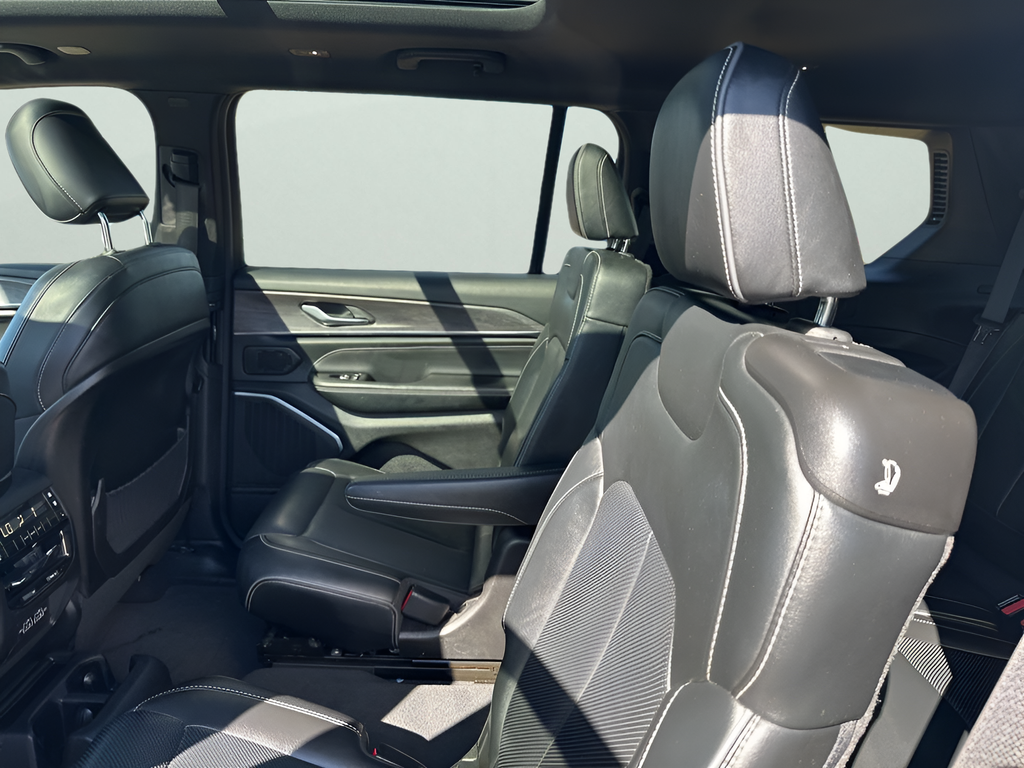 Used Car 2023 Jeep Grand Cherokee L  Overland For Sale Under $35,000 In Austin, Texas