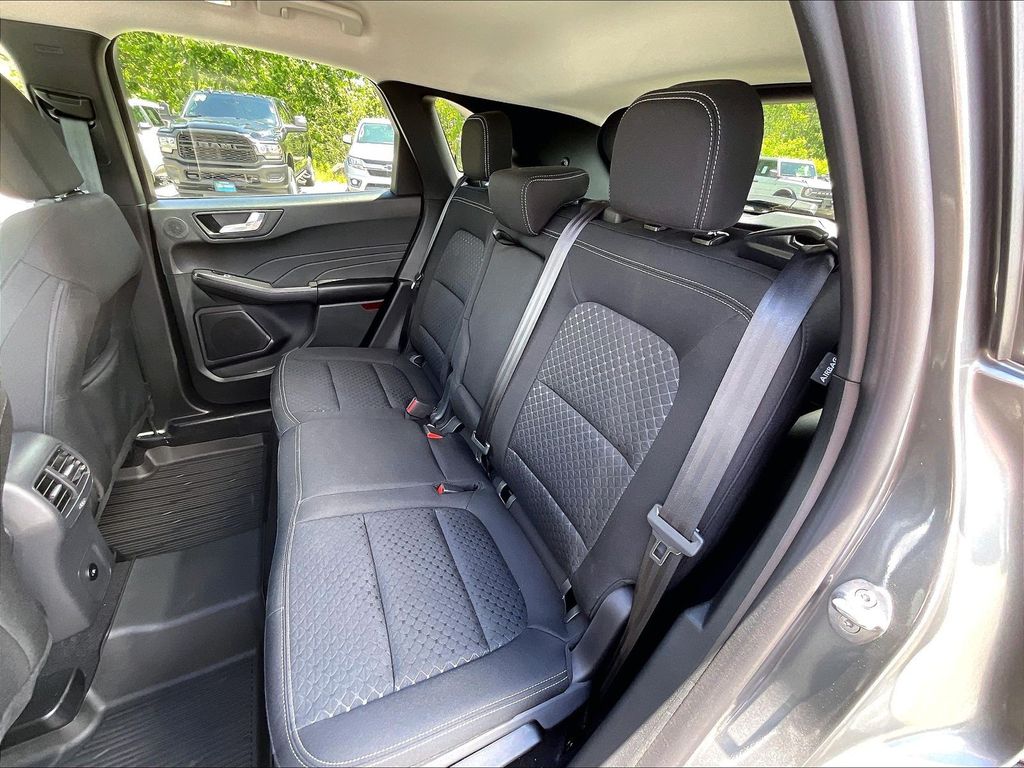 2025 Ford Escape — photo 14