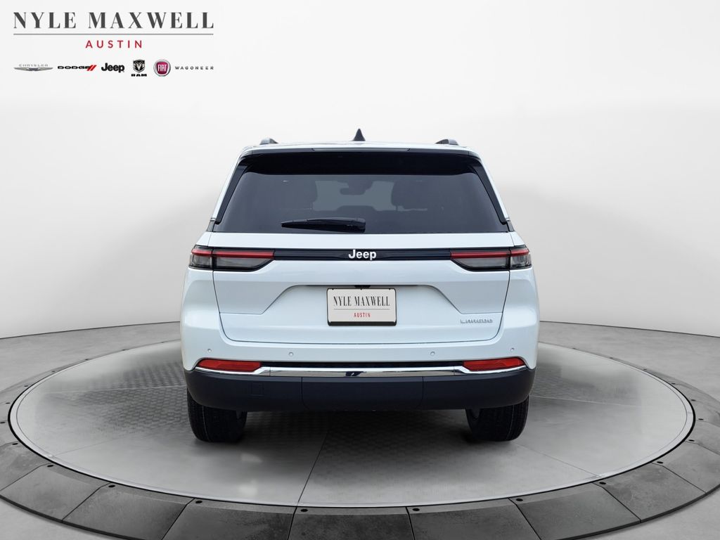 New Car 2025 Jeep Grand Cherokee  Laredo For Sale Under $35,000 In Austin, Texas