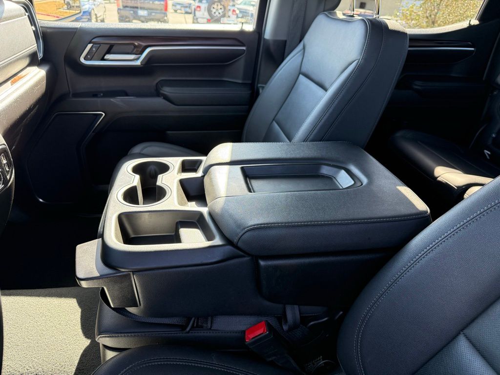 Thumbnail: 2024 GMC Sierra 1500 - 19