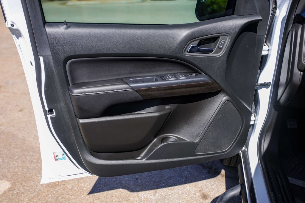 Used Car 2022 Gmc Canyon  Elevation For Sale Under $30,000 In Austin, Texas