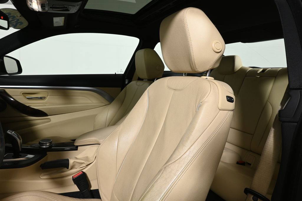 Thumbnail: 2020 BMW 4 Series - 16