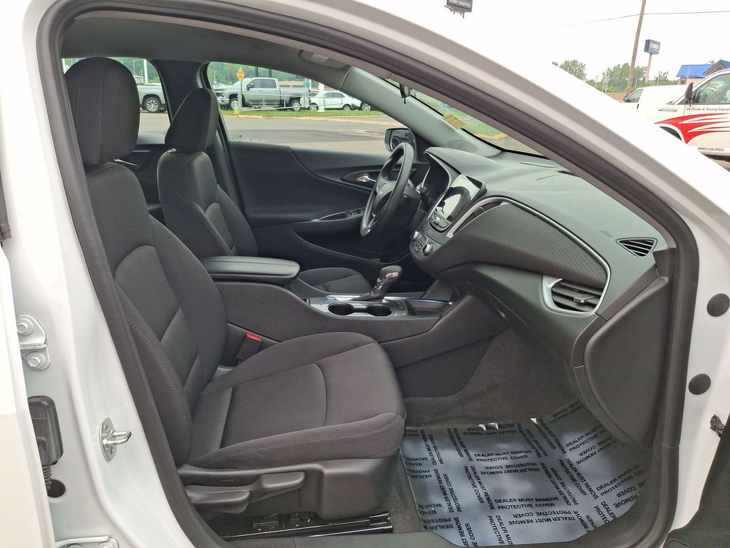 Used 2024 Chevrolet Malibu Sedan