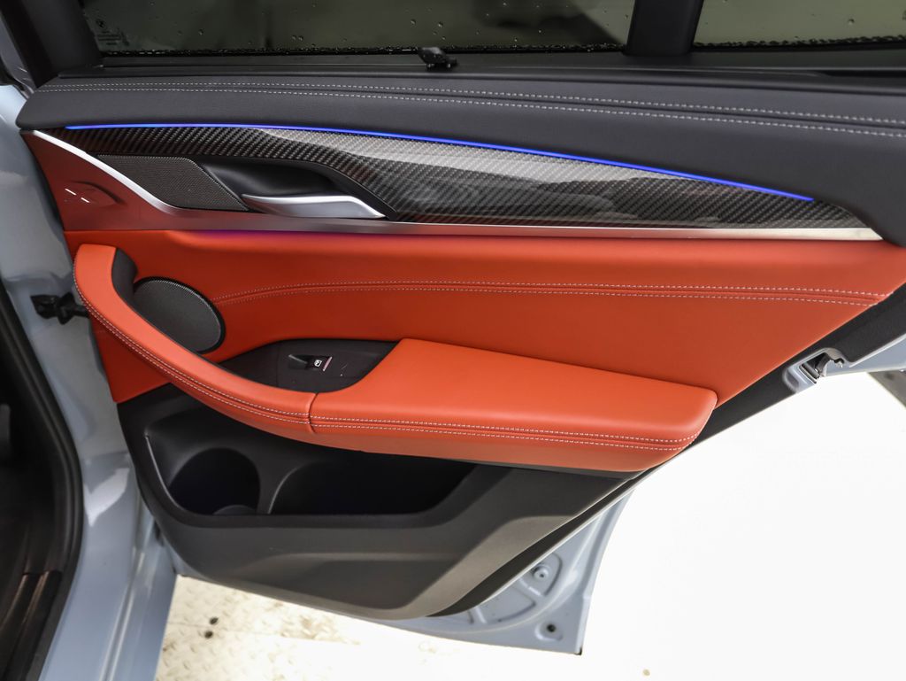 Thumbnail: 2022 BMW X3 - 23