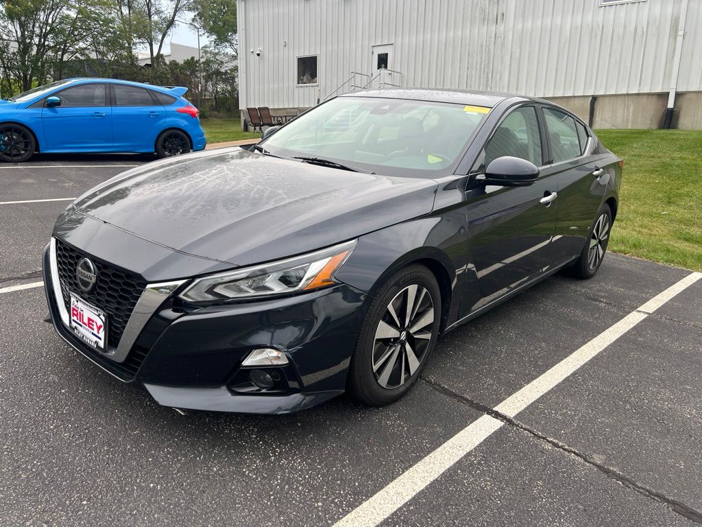 Storm Blue Metallic 2020 Nissan Altima Sedan Front-Wheel Drive Continuously Variable Transmission
