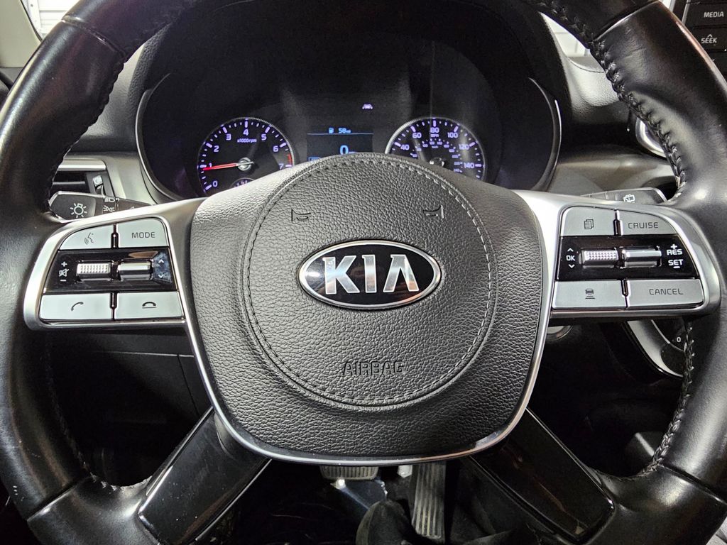 Used 2021 Purple Kia LX image 23