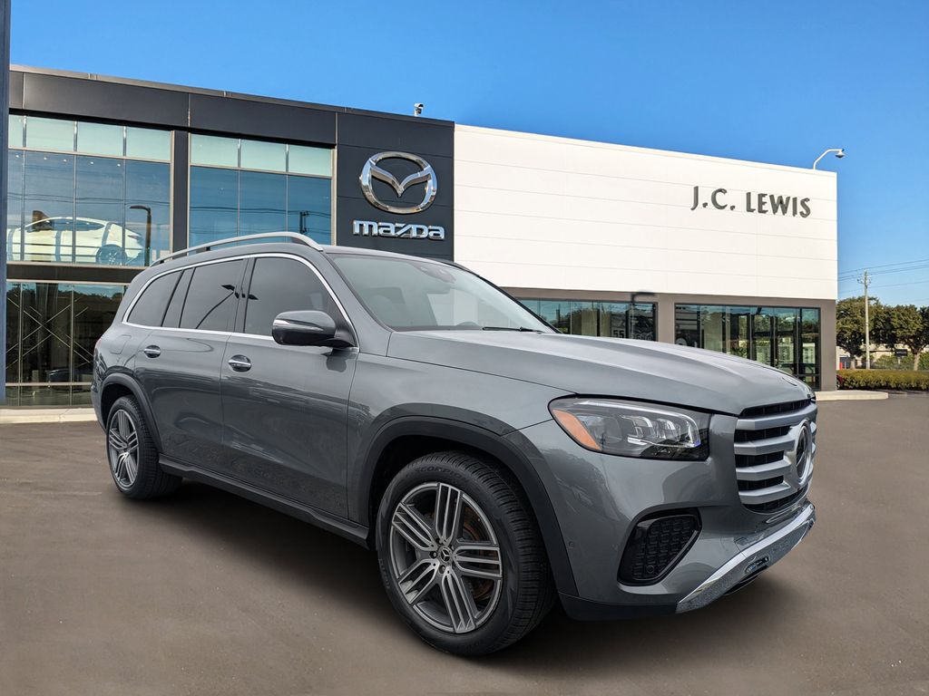 2025 Mercedes-Benz GLS 450 4MATIC