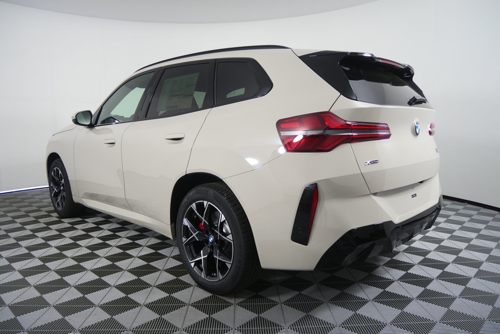Thumbnail: 2026 BMW X3 - 3