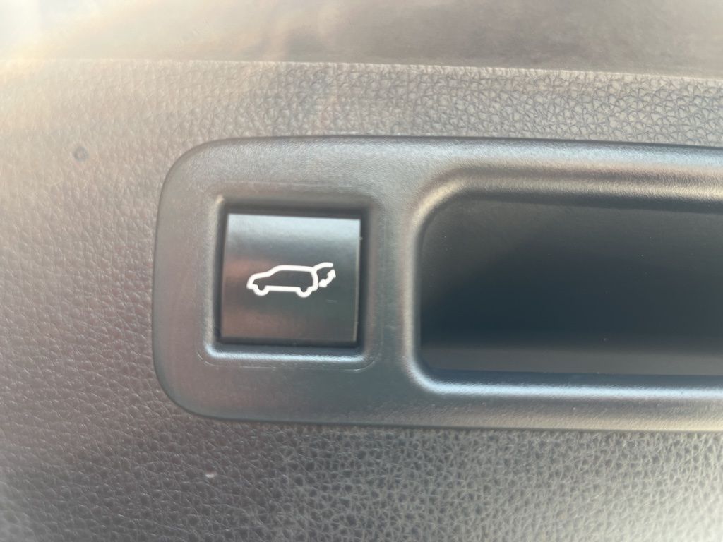 2022 Toyota Highlander XLE 11