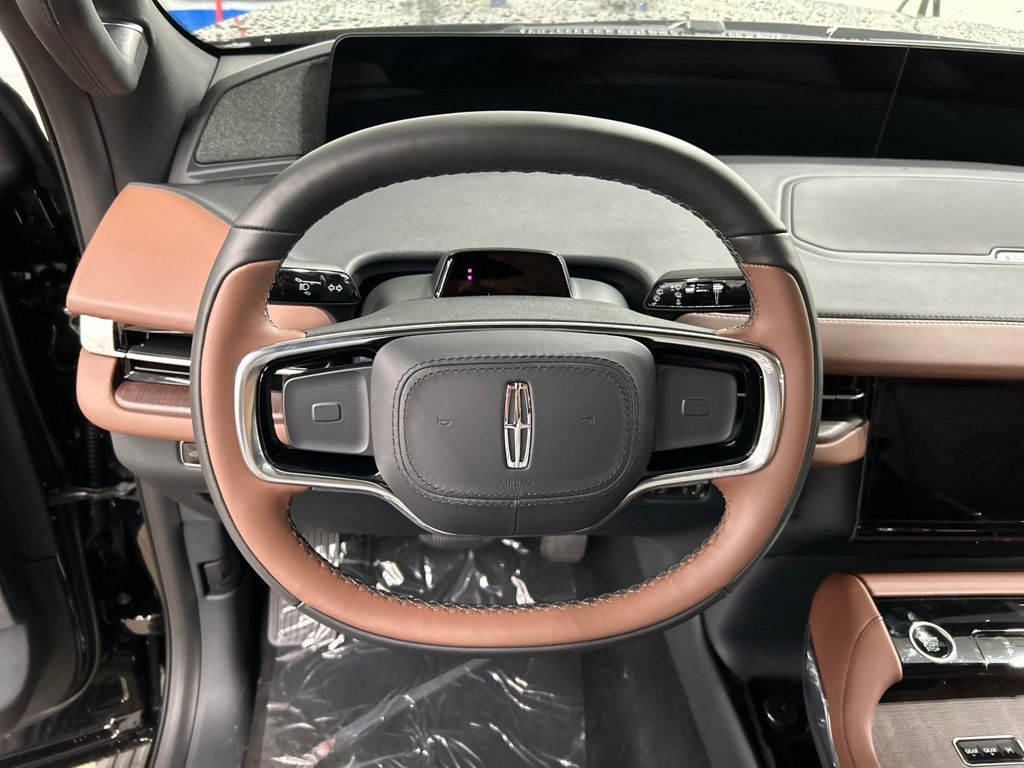 new 2026 Lincoln Navigator car, priced at $99,868
