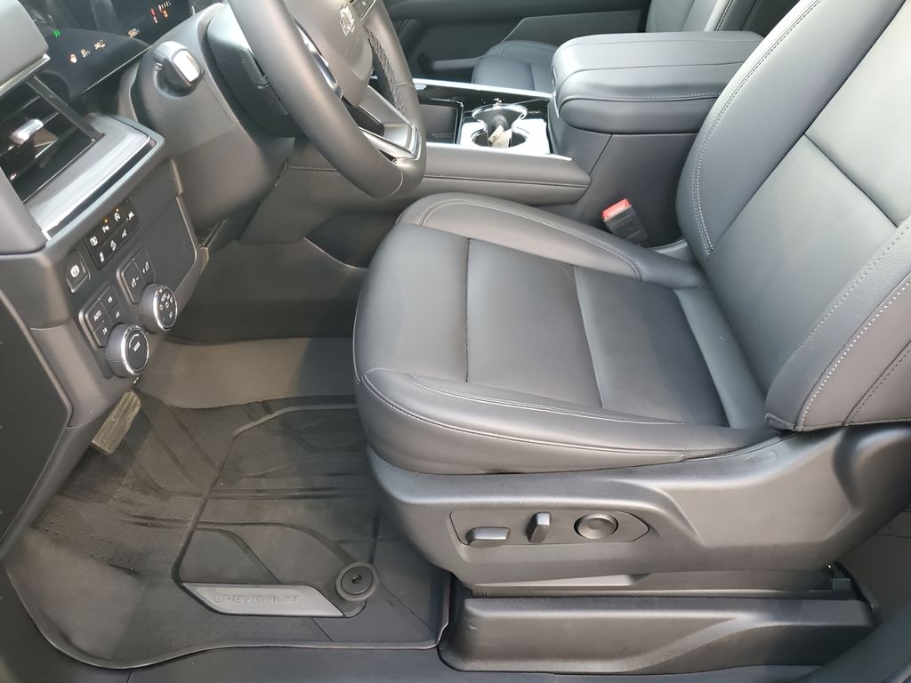 Used Car 2025 Chevrolet Tahoe  Z71 For Sale Under $70,000 In Austin, Texas