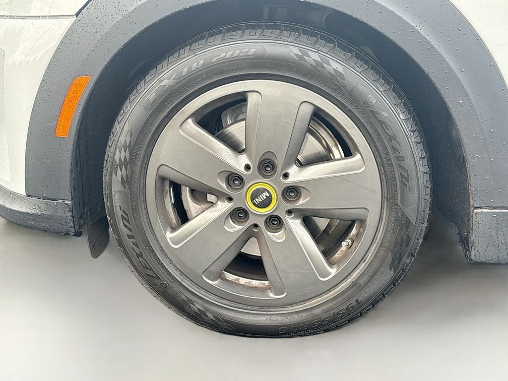 Used 2023 Gray MINI  image 32