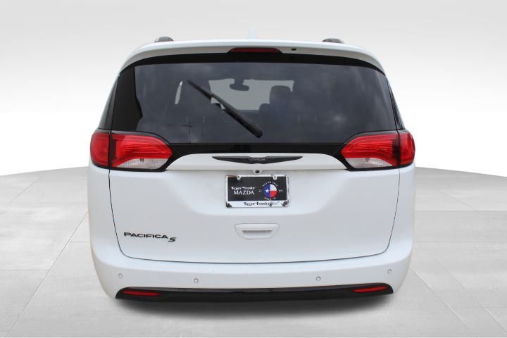 Used Car 2018 Chrysler Pacifica  Touring L Plus For Sale Under $15,000 In Georgetown, Texas