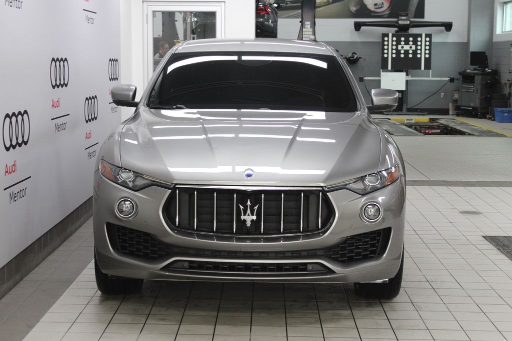 2019 Maserati Levante Base 8