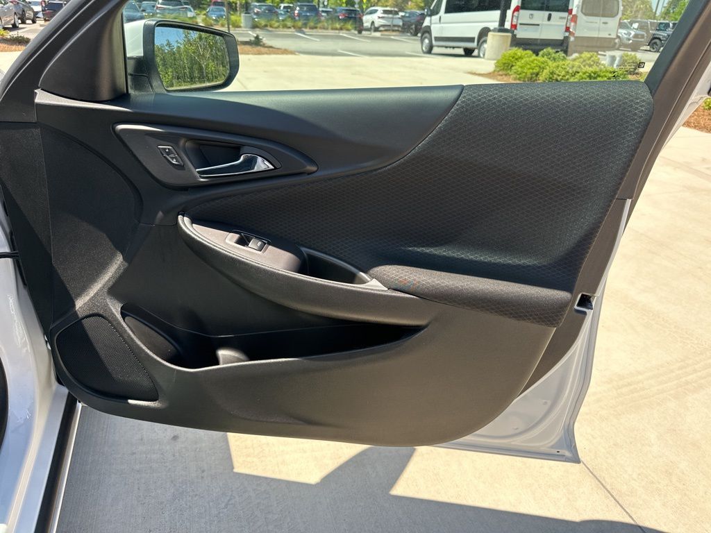 2023 Summit White Chevrolet Malibu LT FWD Sedan