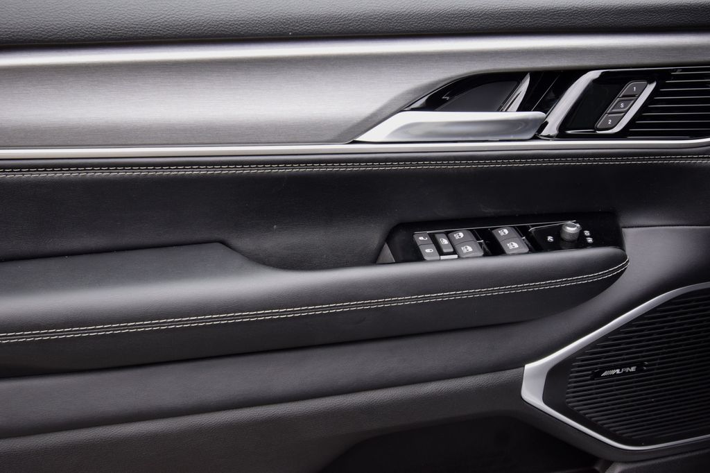 new 2026 Jeep Grand Wagoneer car, priced at $73,559