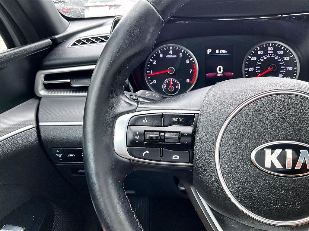 2021 Kia K5 — photo 22