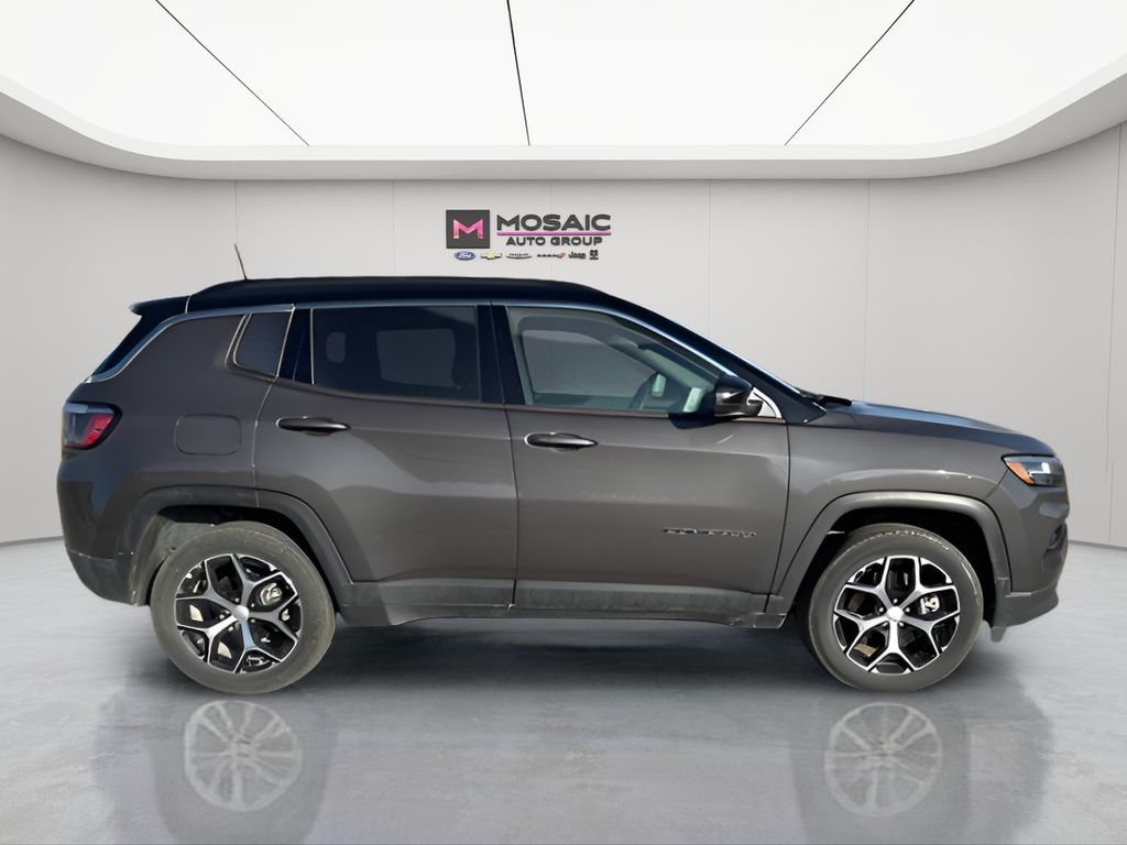 Used 2024 Jeep Compass Limited with VIN 3C4NJDCN6RT122833 for sale in Zumbrota, Minnesota