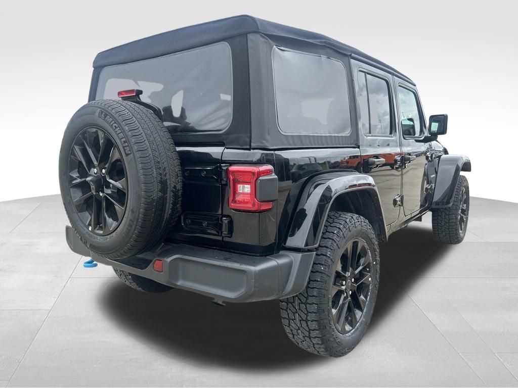 Used 2024 Jeep Wrangler SUV