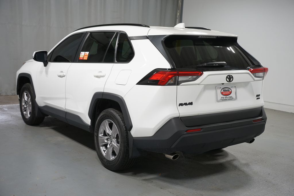 Thumbnail: 2022 Toyota RAV4 - 6