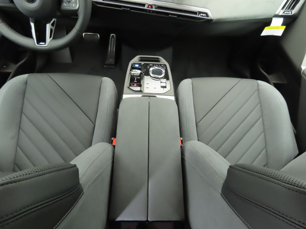 Thumbnail: 2026 BMW iX - 17