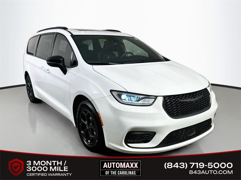 Bright White Clearcoat 2024 Chrysler Pacifica Hybrid Minivan Front-Wheel Drive Continuously Variable Transmission