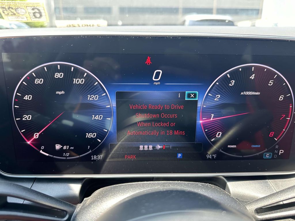2024 Mercedes-Benz GLC 300 24