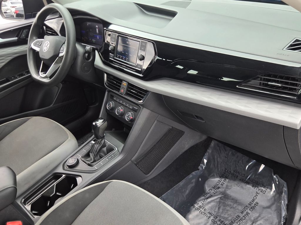 2022 Volkswagen Taos - $13,000