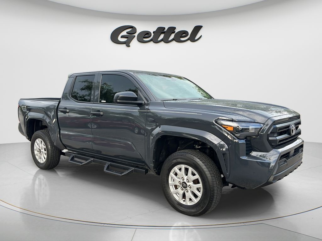 Certified Used 2025  Toyota SR image 3