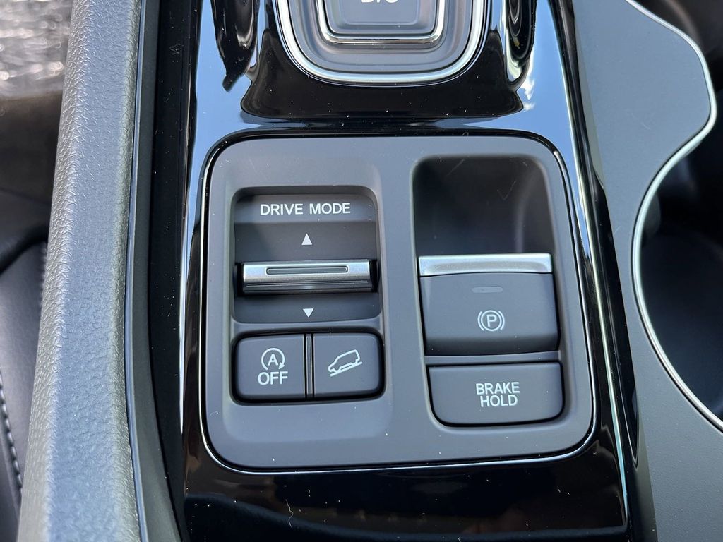 new 2025 Honda Pilot car, priced at $46,349