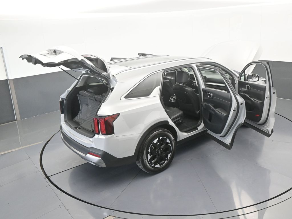 Used 2025 Wolf Gray Kia S image 73