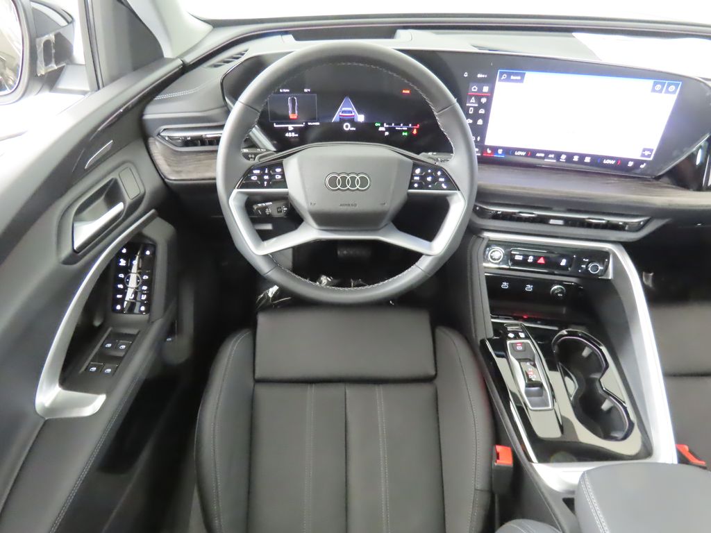 Thumbnail: 2025 Audi Q5 - 12